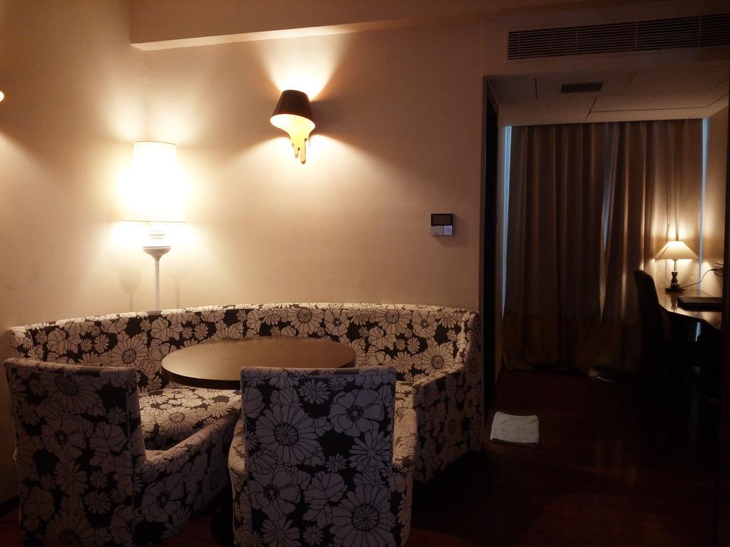 Best Western Plus O2 インドール エクステリア 写真