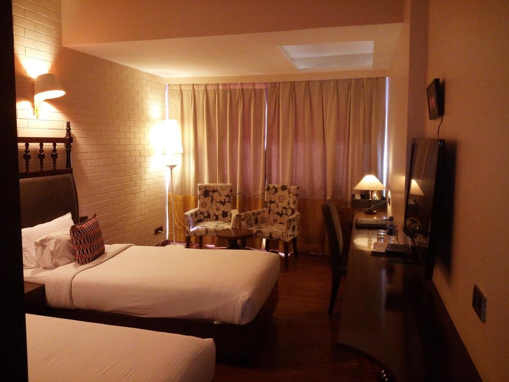 Best Western Plus O2 インドール エクステリア 写真