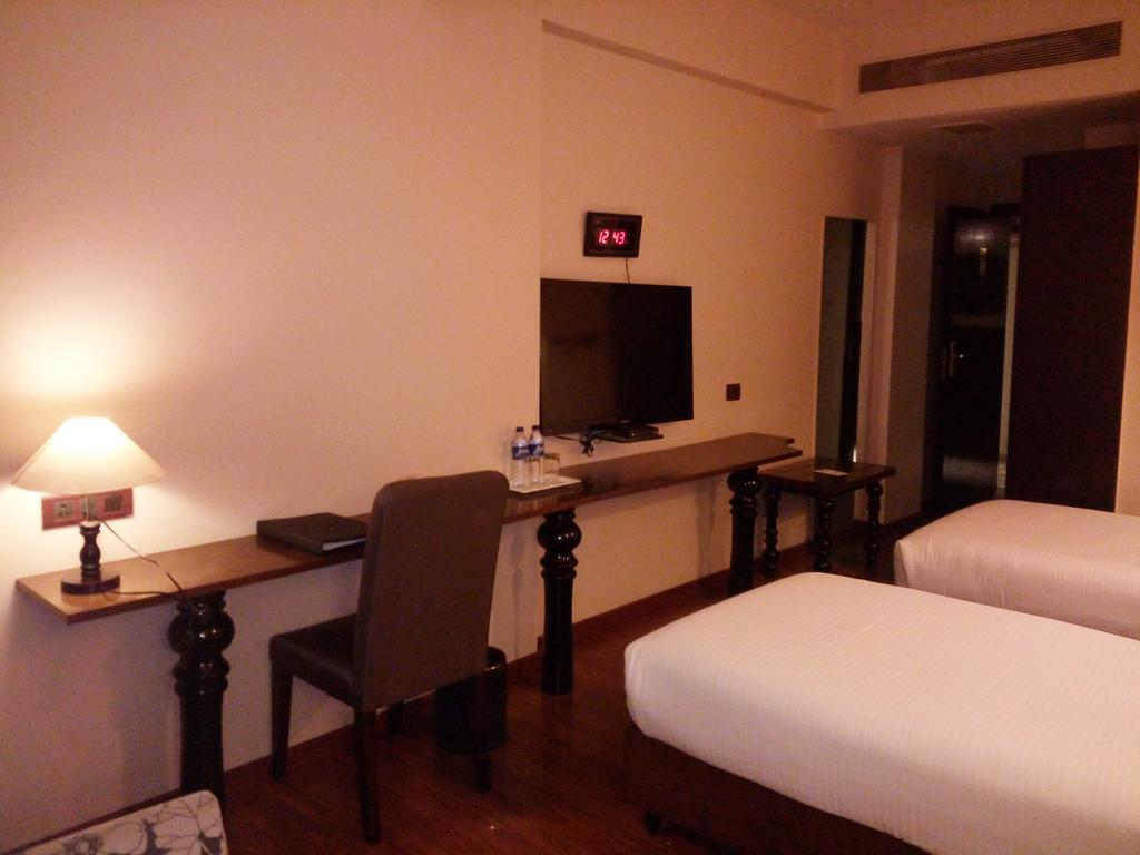 Best Western Plus O2 インドール エクステリア 写真