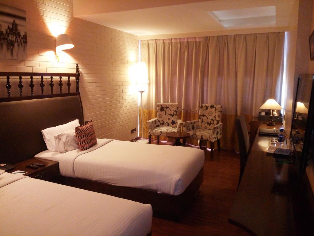 Best Western Plus O2 インドール エクステリア 写真