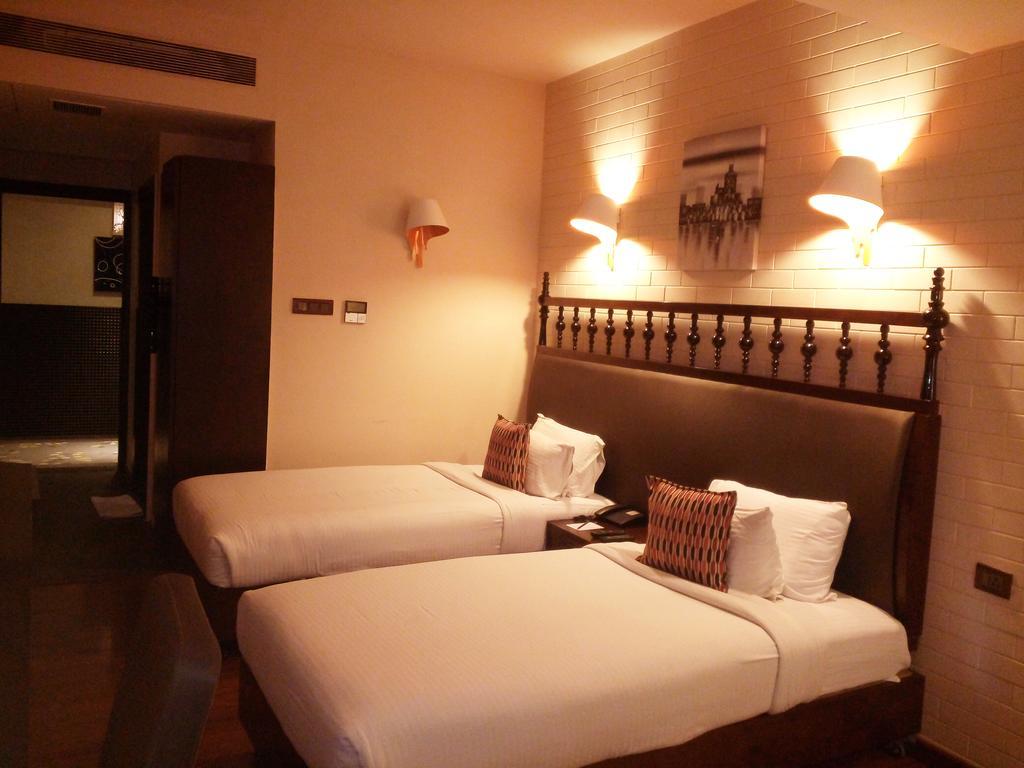 Best Western Plus O2 インドール エクステリア 写真