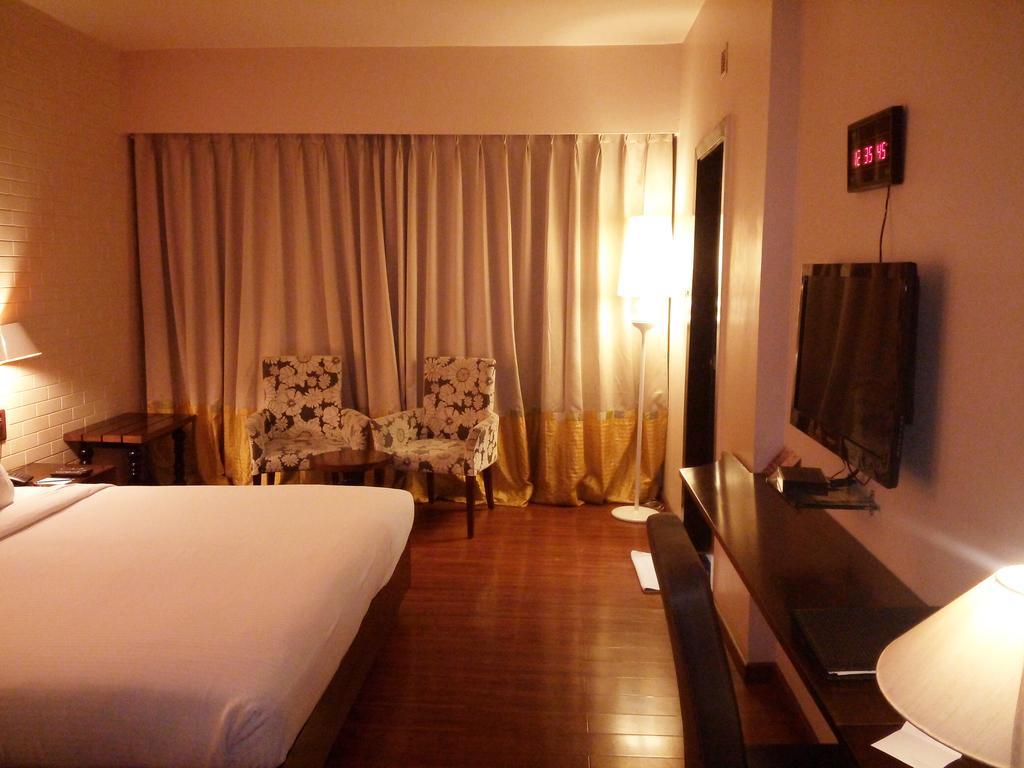 Best Western Plus O2 インドール エクステリア 写真